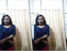 Desi Girl Strip her Cloths and Showing Her Nude Body Part 1